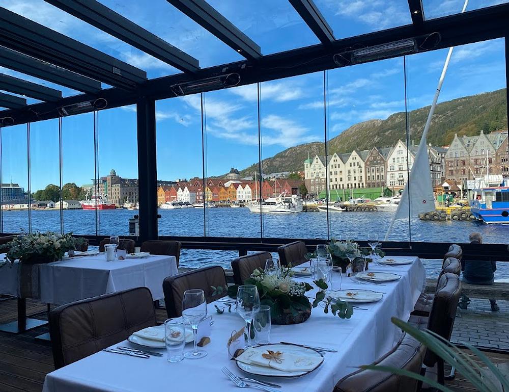 Fjellskål Seafood Restaurant